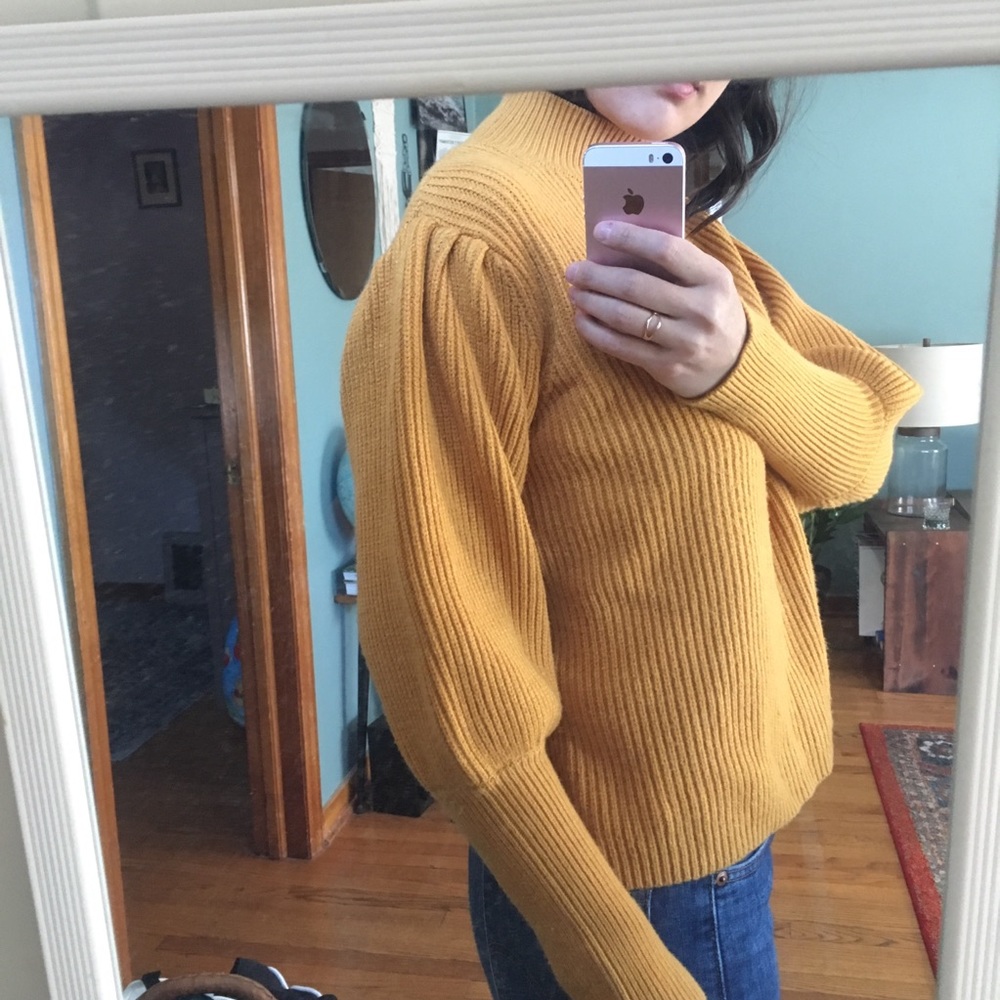 Ribbed Balloon Sleeve Sweater